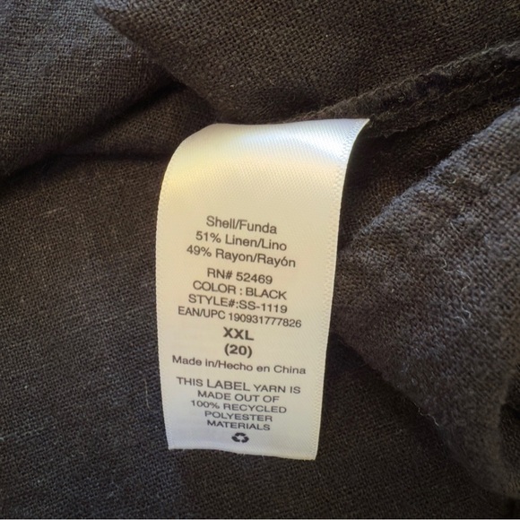 Scoop 2 piece set- shorts/long sleeve button down Women’s Size 20 - linen Blend - Picture 8 of 8